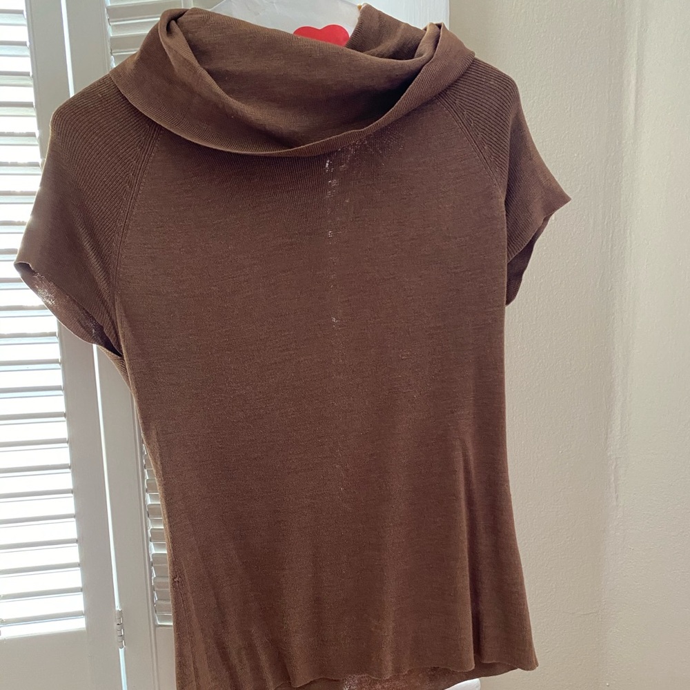 J. Crew short sleeve silk + cotton blend top. GORGEOUS!